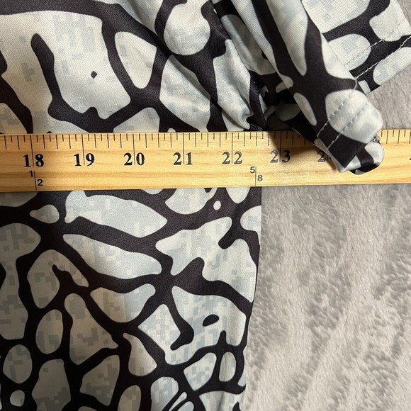 New Legend #23 GS 115 Mens All Over Print Graphic T-shirt Size Large - Picture 9 of 10